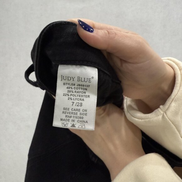 Judy Blue Jeans Womens 7/28 Black Slim Fit Distressed Cuffed Ankle Denim Stretch - Picture 10 of 12